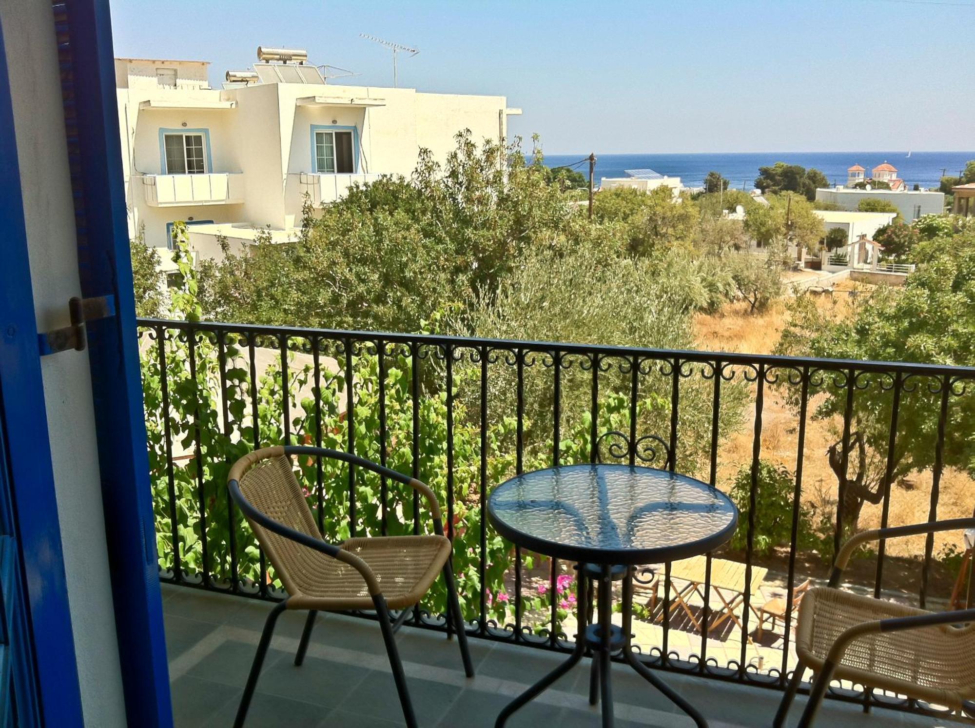 Castellania Hotel Apartments Livadia  Esterno foto